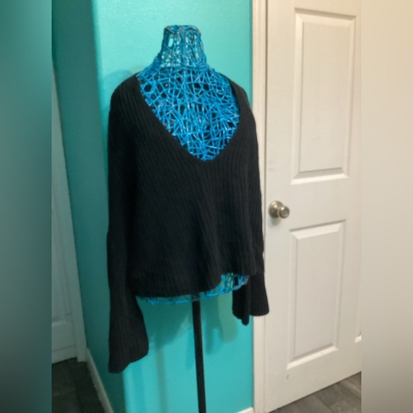 NWT Damsel Black Bell Sleeve Knit Sweater - Picture 5 of 10